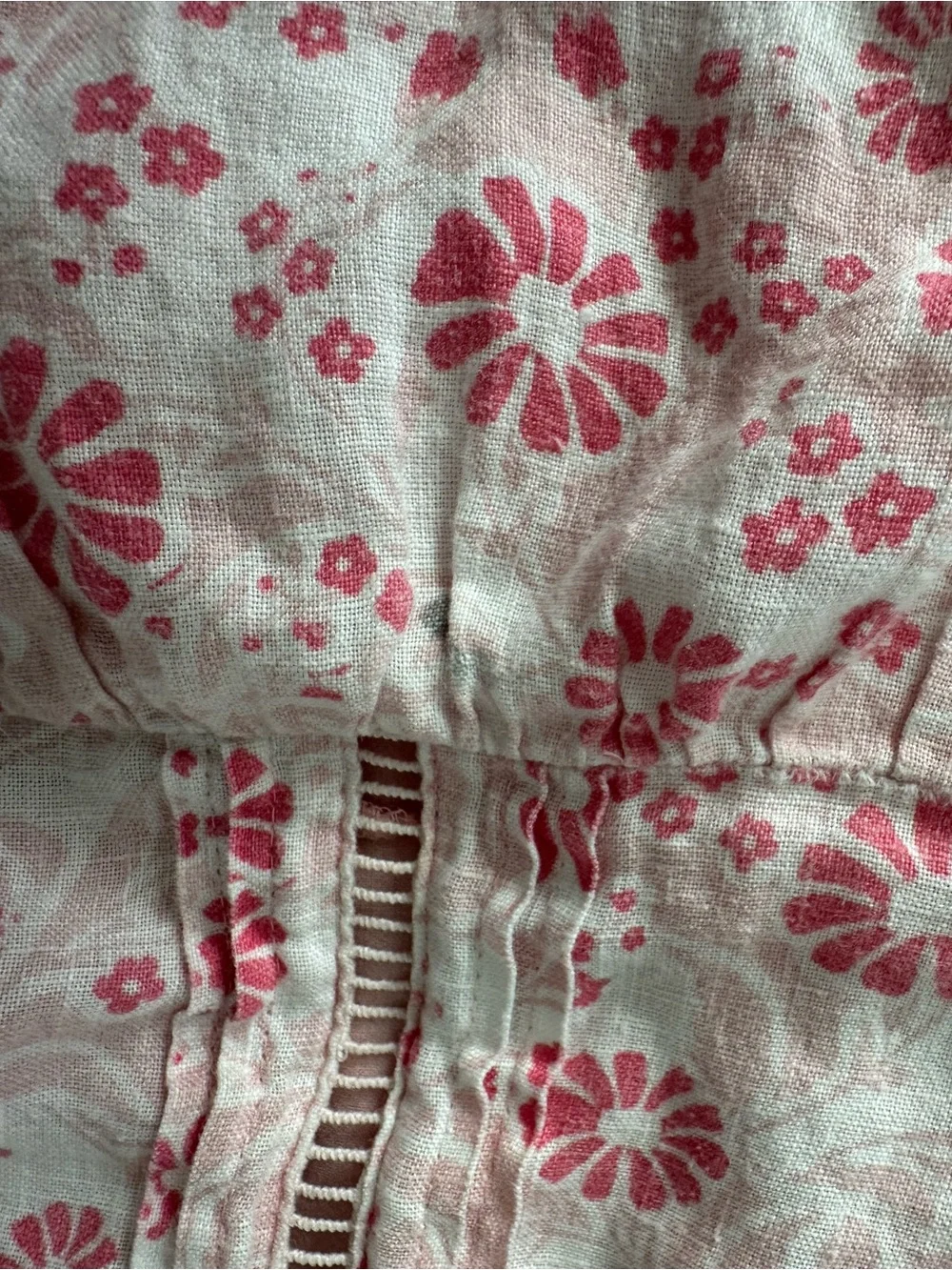 Reiss size soft